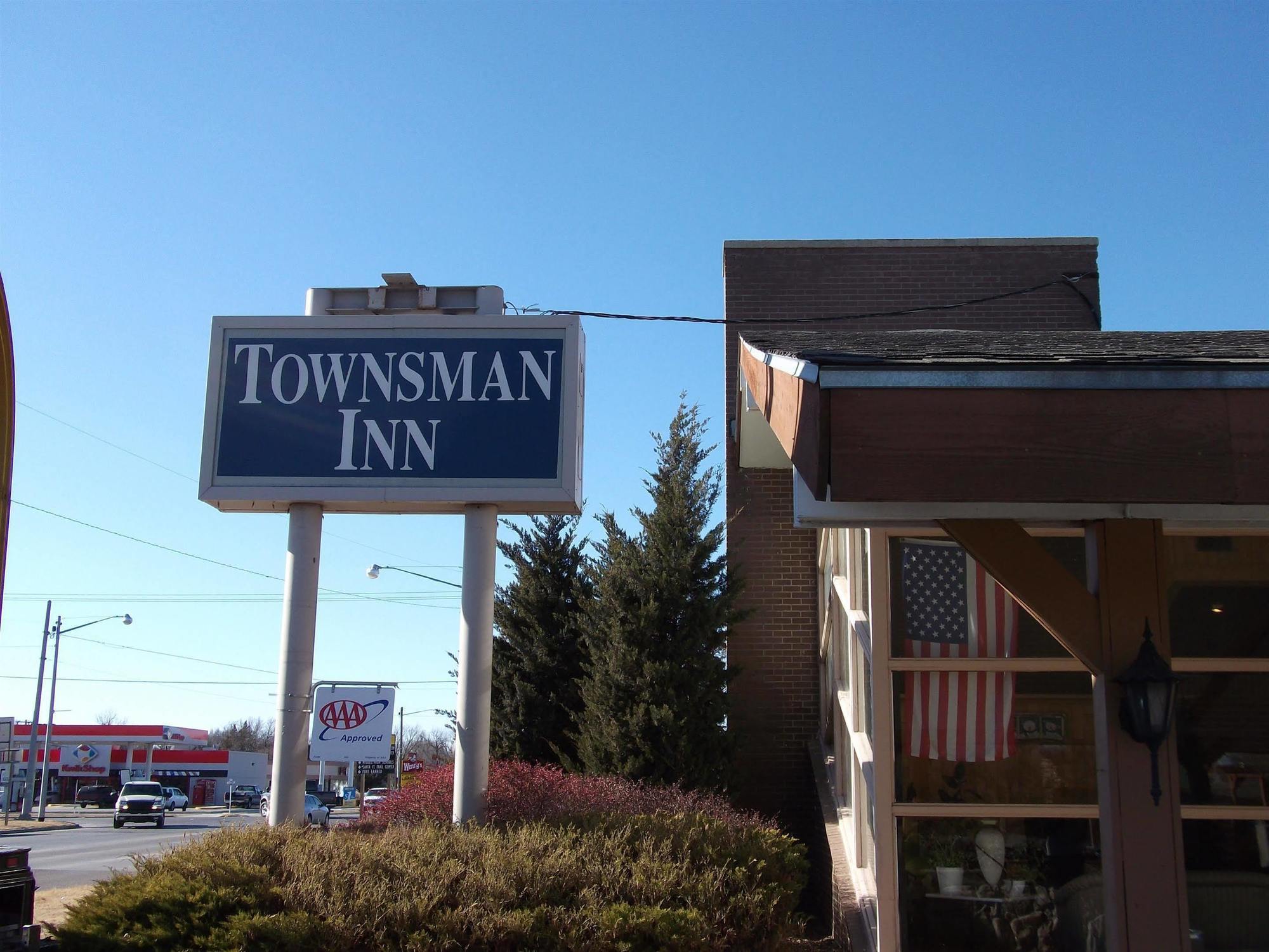Townsman Inn Larned Exterior foto